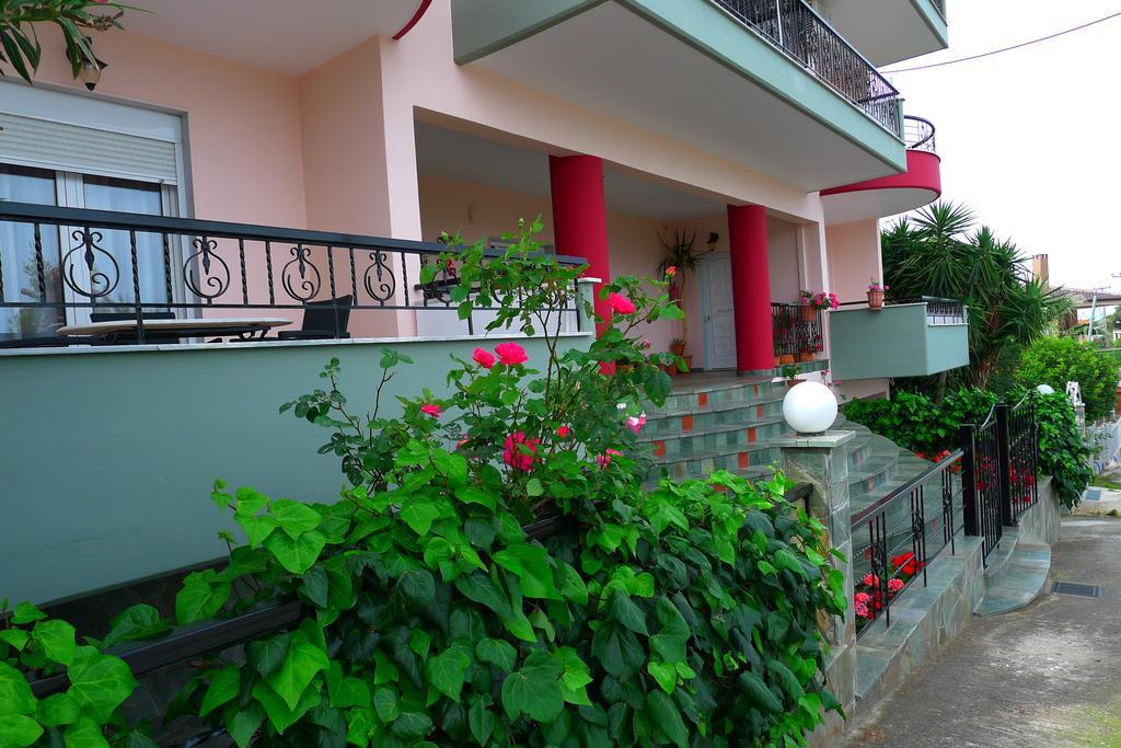 George & Sia'S House Apartment Neos Marmaras Exterior photo